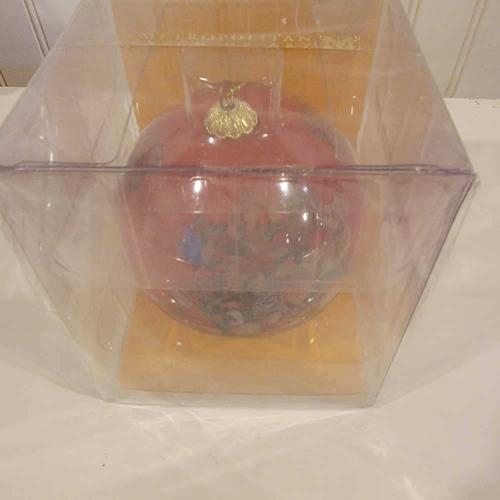 Bnib Mma English Bouquet Ornament. Can Be Hung All Yr